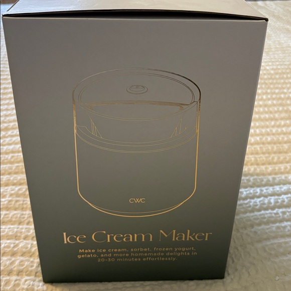 CWC Ice Cream Maker NIB - Picture 2 of 5